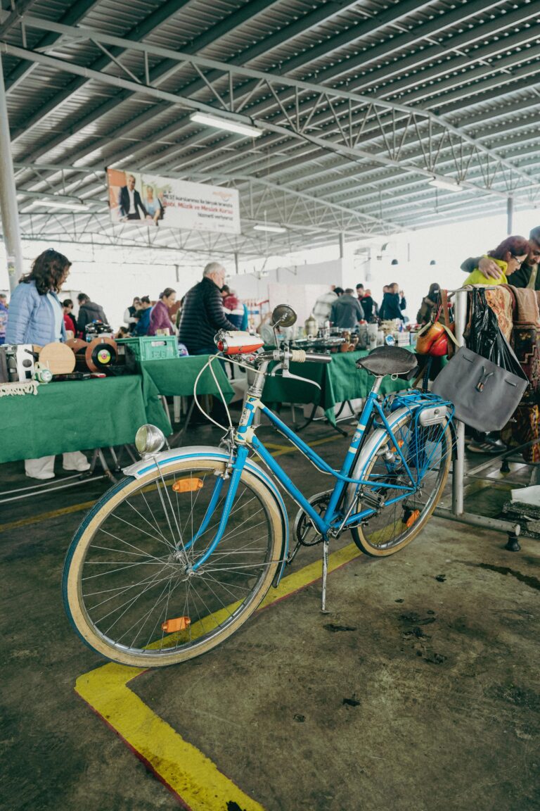 Il installe son stand de vide-grenier à 5h30 et assiste à un enlèvement : sa réaction permet l&rsquo;arrestation des ravisseurs à Castanet-Tolosan