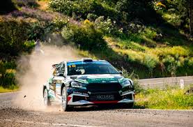 (Vidéo)Argentine : Accident spectaculaire au Rallye de Córdoba — une voiture fait plusieurs tonneaux et frôle les spectateurs, trois blessés