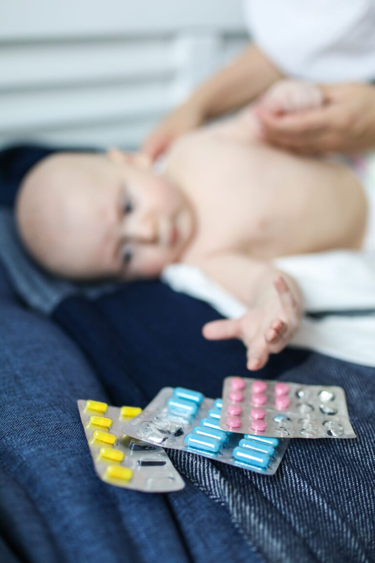 Bébé mort de dénutrition : cinq ans de prison pour ses parents